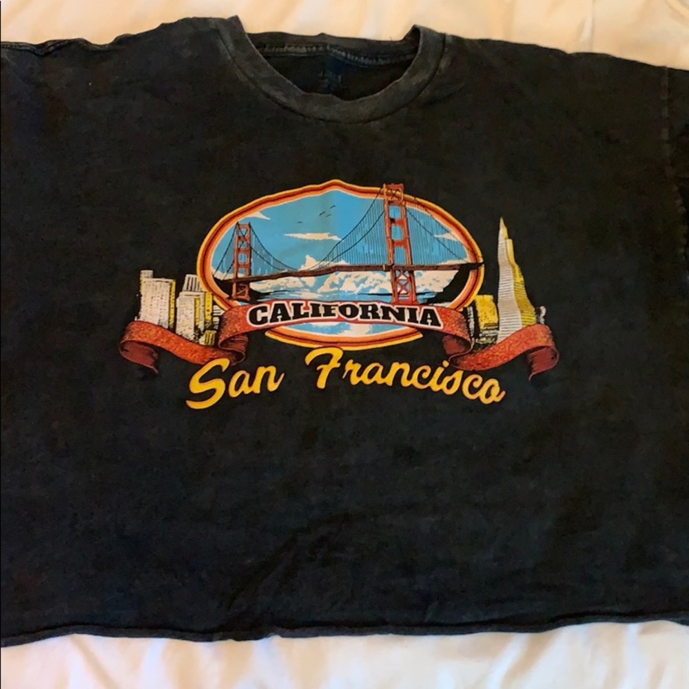 Brandy melville t shirt - Picture 3 of 4